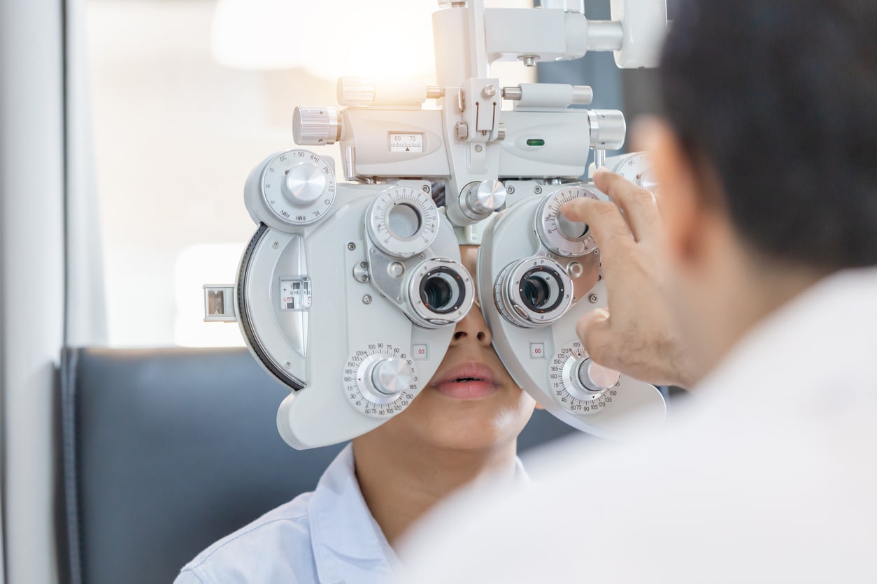 Careers in Vision Care Optometry vs. Ophthalmology MSMS